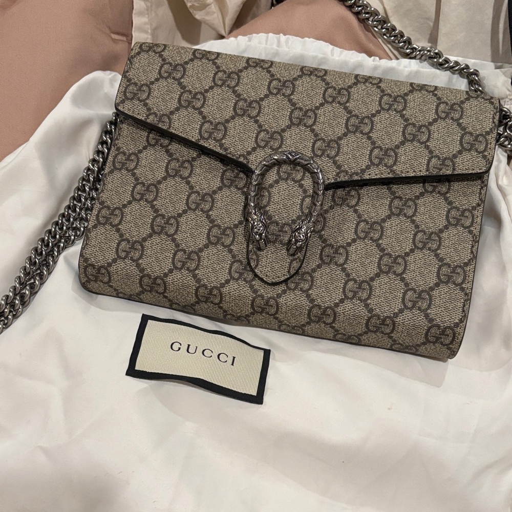 Gucci Dionysus Beige and Brown Women's Bag with dust bag.